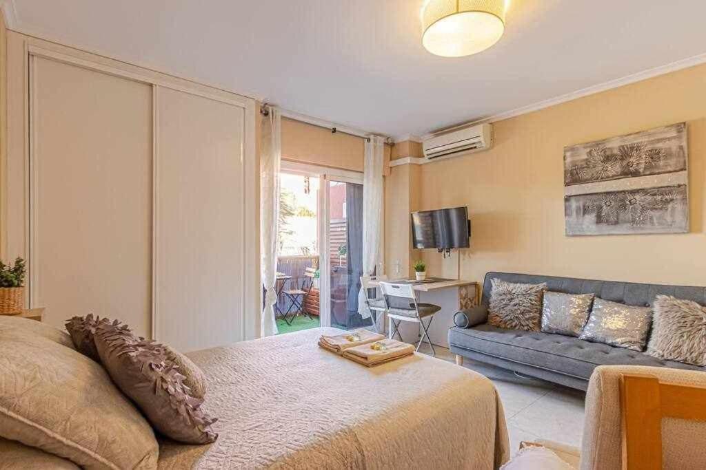 797 Holiday Rentals - Equipado Estudio Cerca Del Parque La Paloma เบนัลมาเดนา ภายนอก รูปภาพ