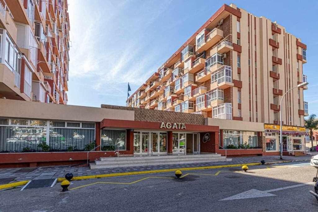 797 Holiday Rentals - Equipado Estudio Cerca Del Parque La Paloma เบนัลมาเดนา ภายนอก รูปภาพ